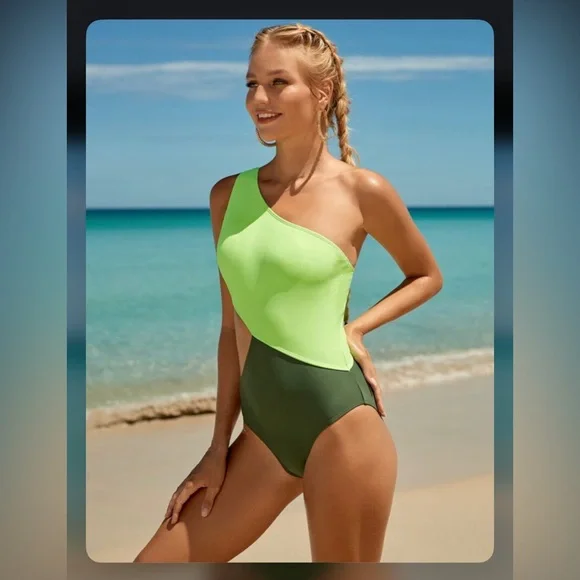 ColourBlock One-Piece - Picture 4 of 9